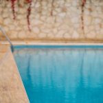 Rehabilitación de piscinas con lámina armada, una alternativa al gresite